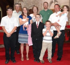 Ross and Judy Kinsler with their children and grandchildren.